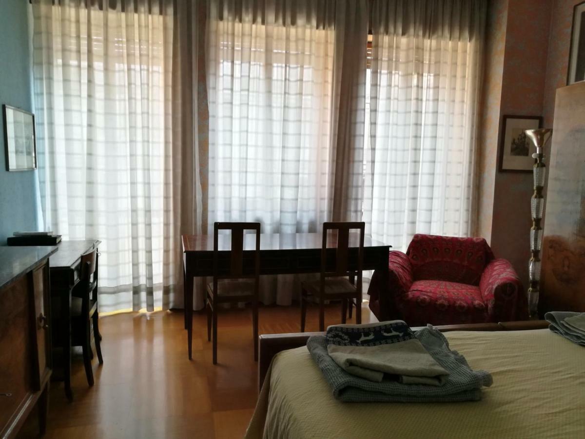 Big Room In Milano Center Zewnętrze zdjęcie